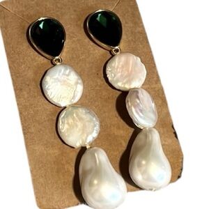Drop Earrings Green Gem Emerald Pearls Iridescent Stones NEW